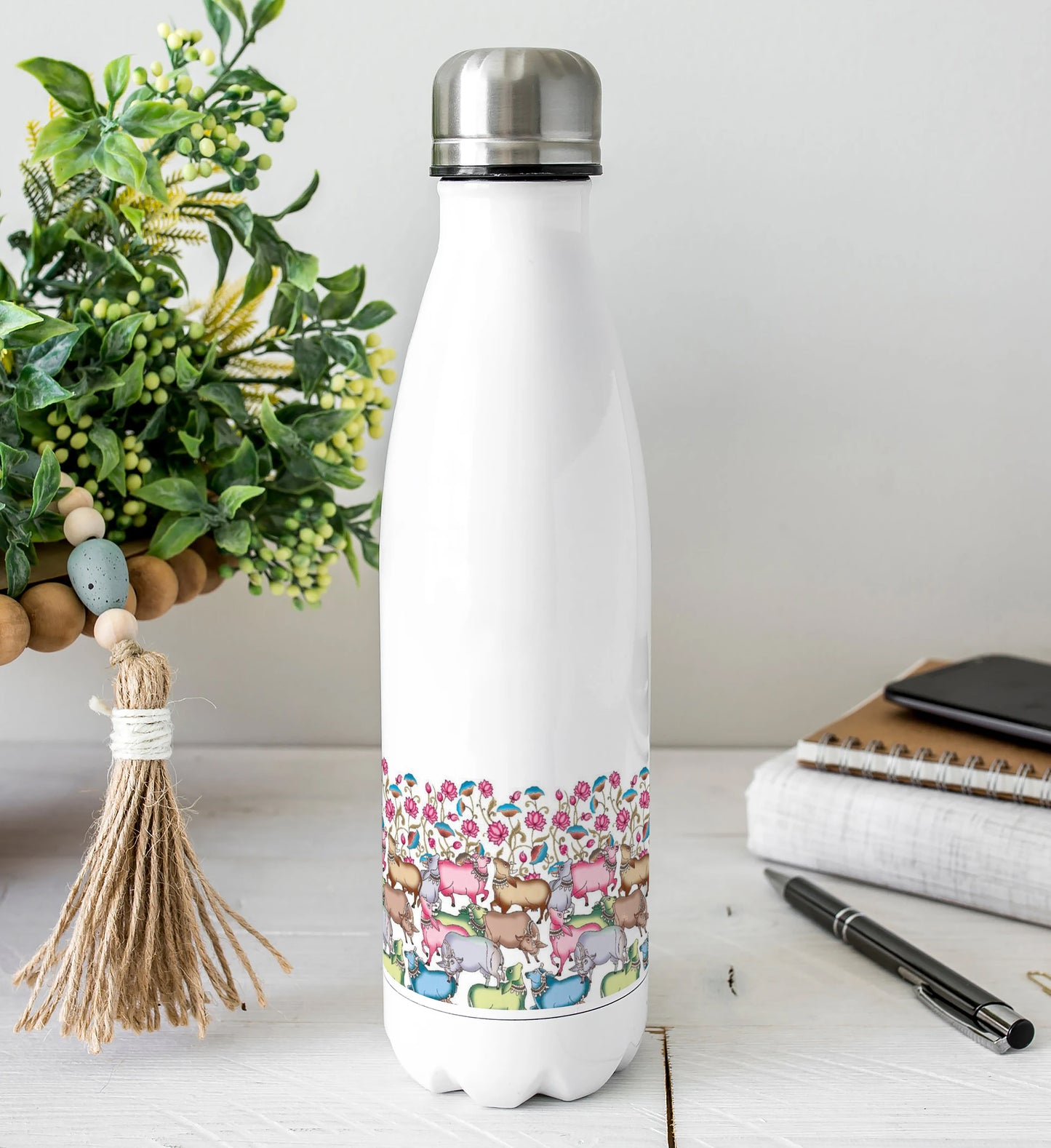 Cow and flowers watercolor pattern design Cola Bottle 500ml School Bottle, Picnic Bottle, Leak Proof