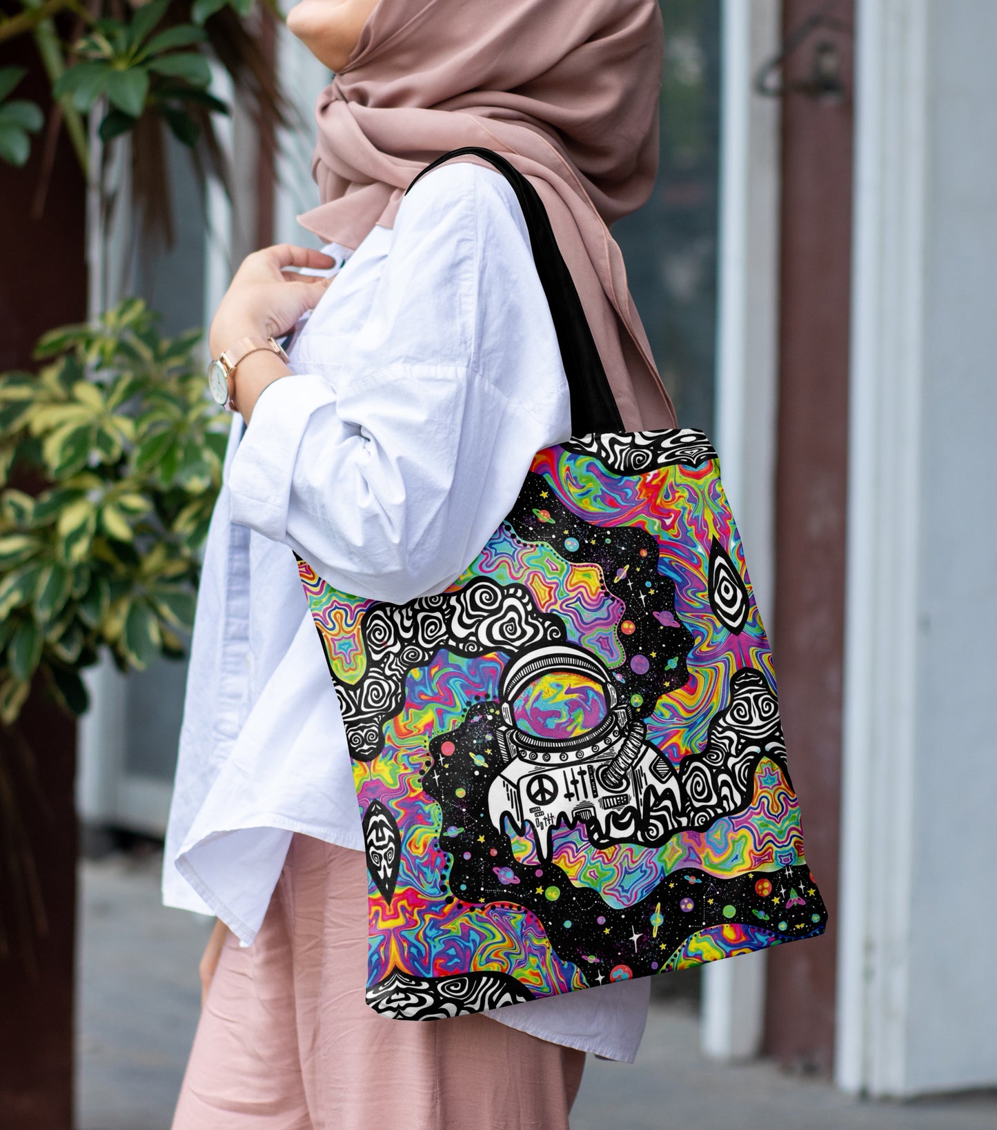 Trippy Astronaut Art Printed Black Handle Tote Bag (14 X 16 Inches) For Shopping, College, Travel