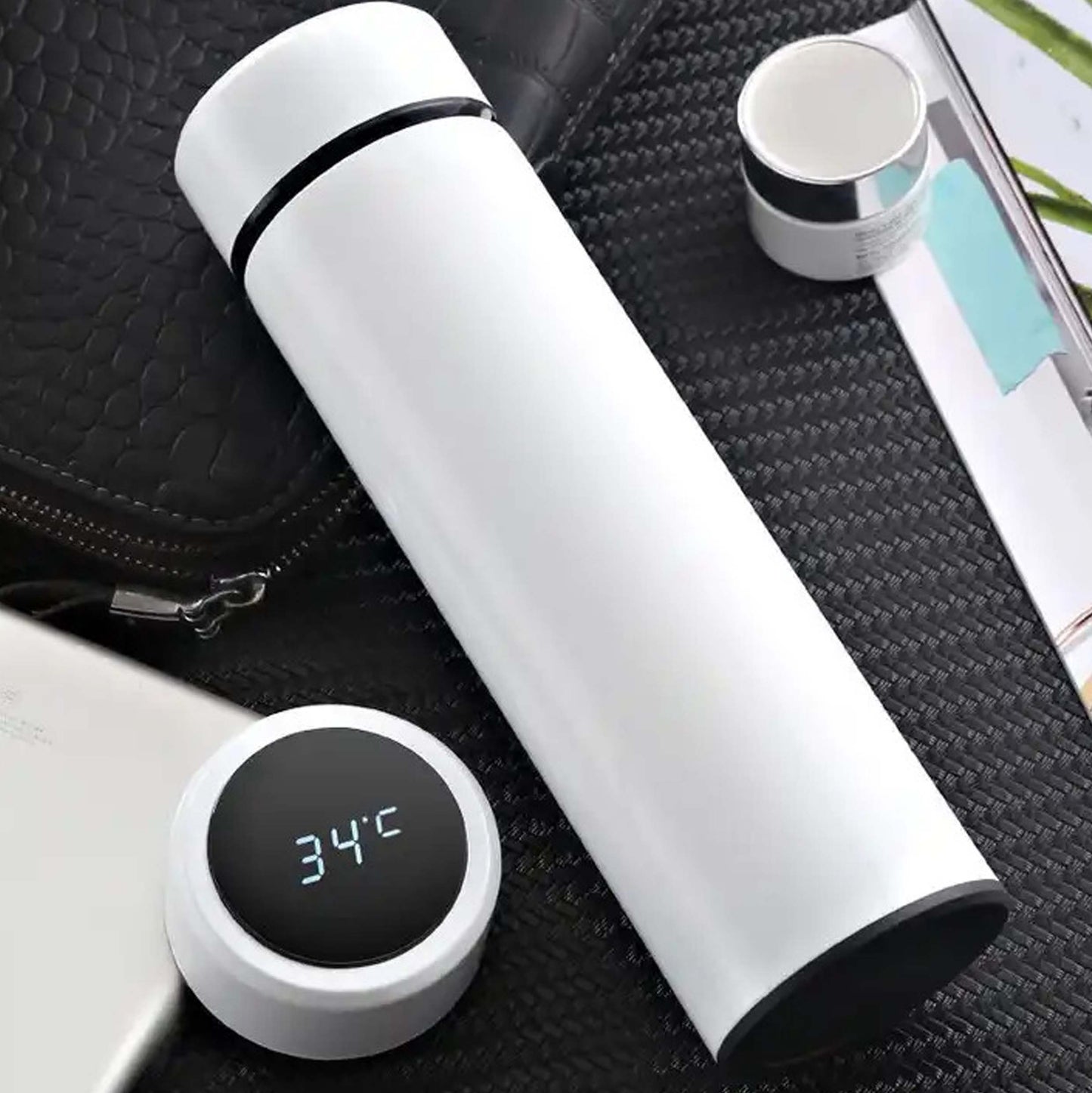 Personalized white Temperature Bottle 500ml with Smart led