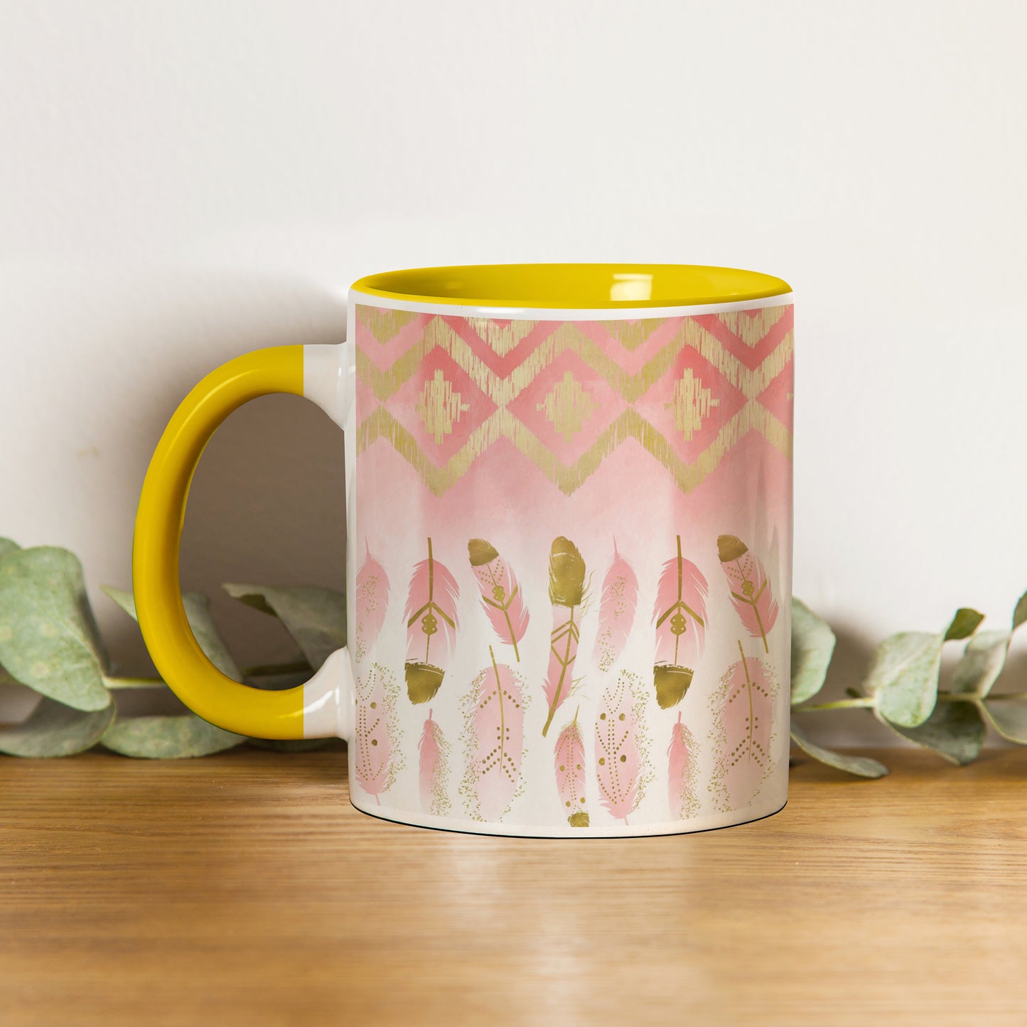 pink plumas design Pattern Yellow Handle 330 ml Coffee Mug