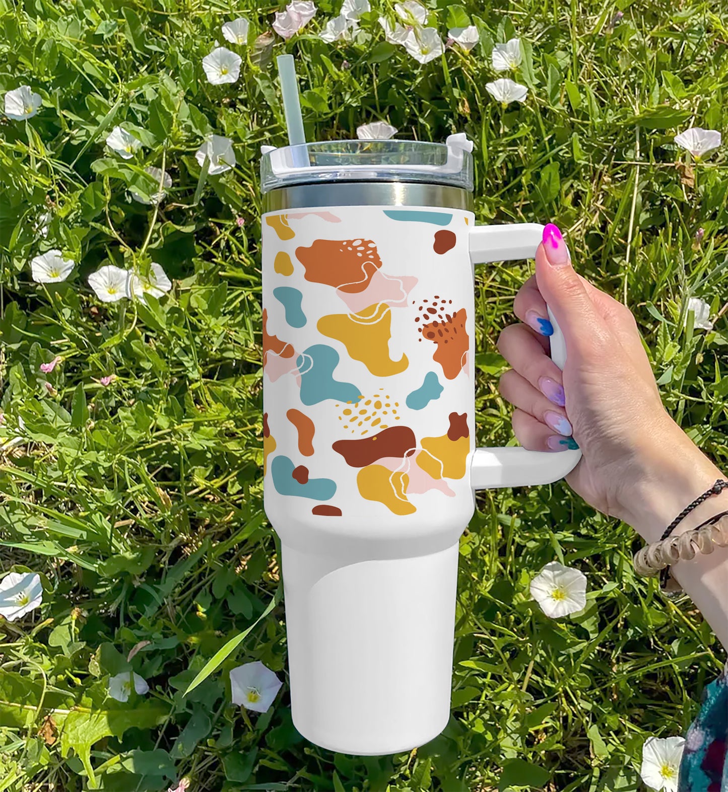 Hand drawn abstract doodle pattern design Printed 850ML with Lid Leak Proof Big Travel Tumbler with Handle and Straw