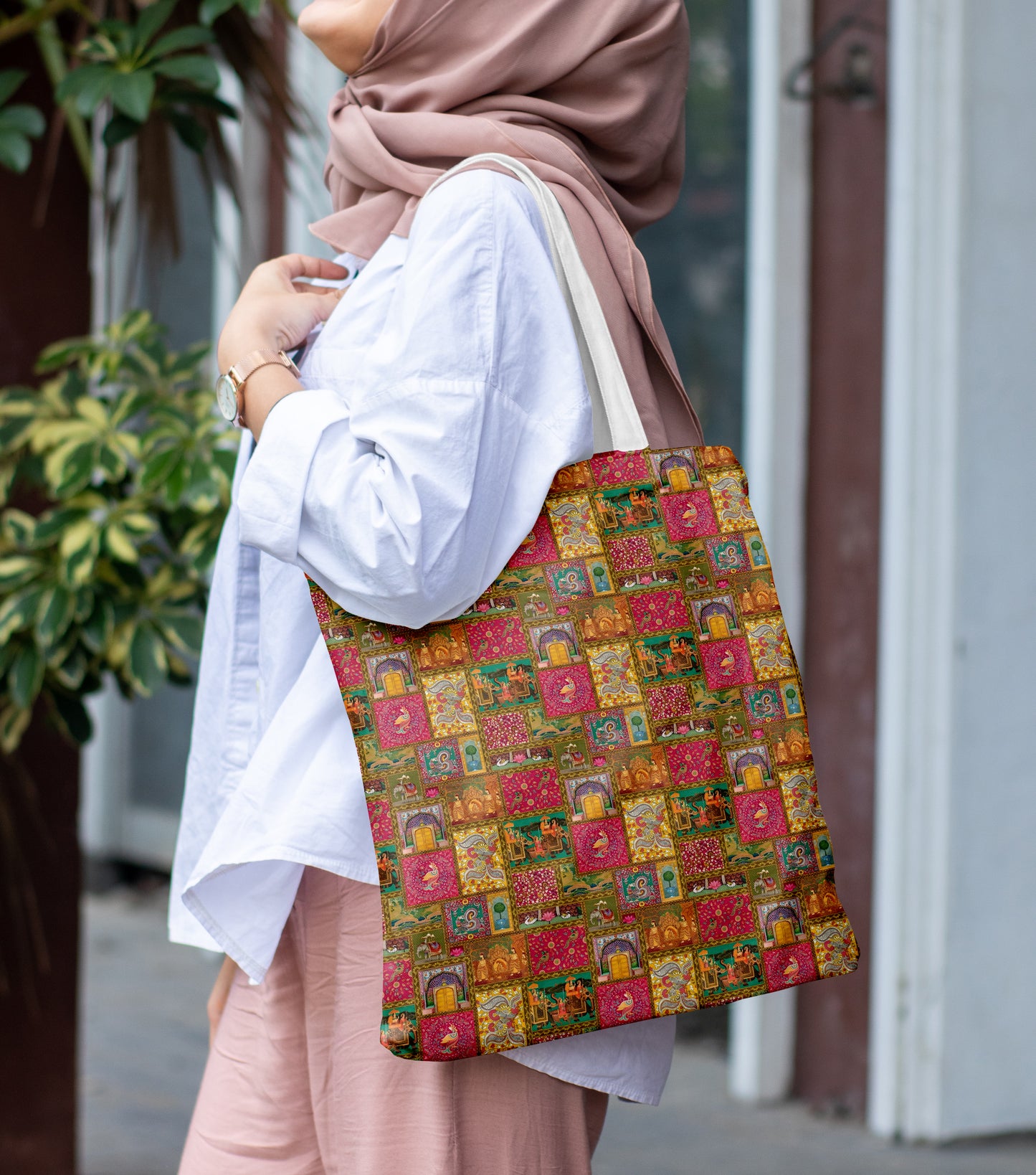 Kalamkari pattern Printed Design White Tote Bag (14 X 16 Inches) For Shopping, College, Travel