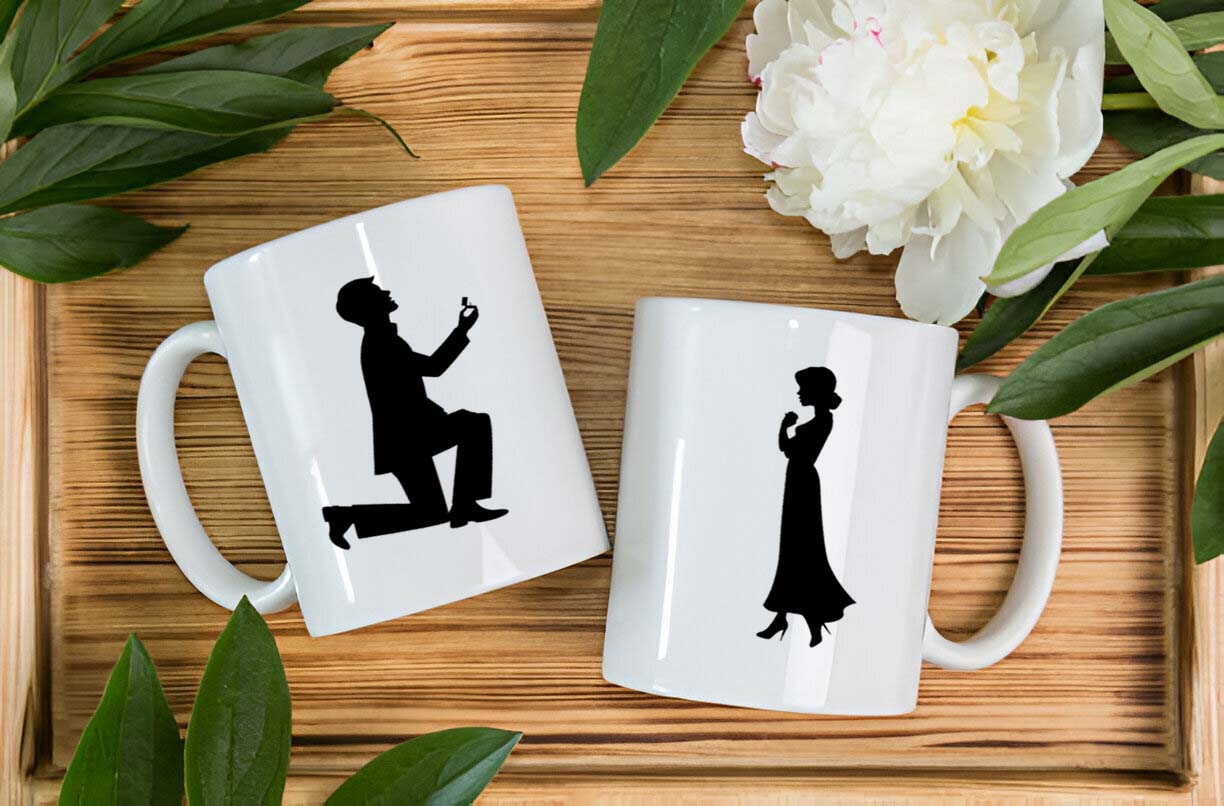 Valentine Proposing Cute Couple Printed Glossy Finished,1 Piece,330ml Ceramic Coffee Mug  (330 ml)